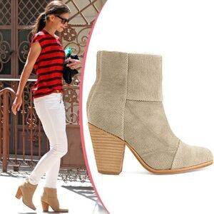 Rag & Bone 9.5 Moth Green Olive Canvas Back Zip Stacked Heel Ankle Booties